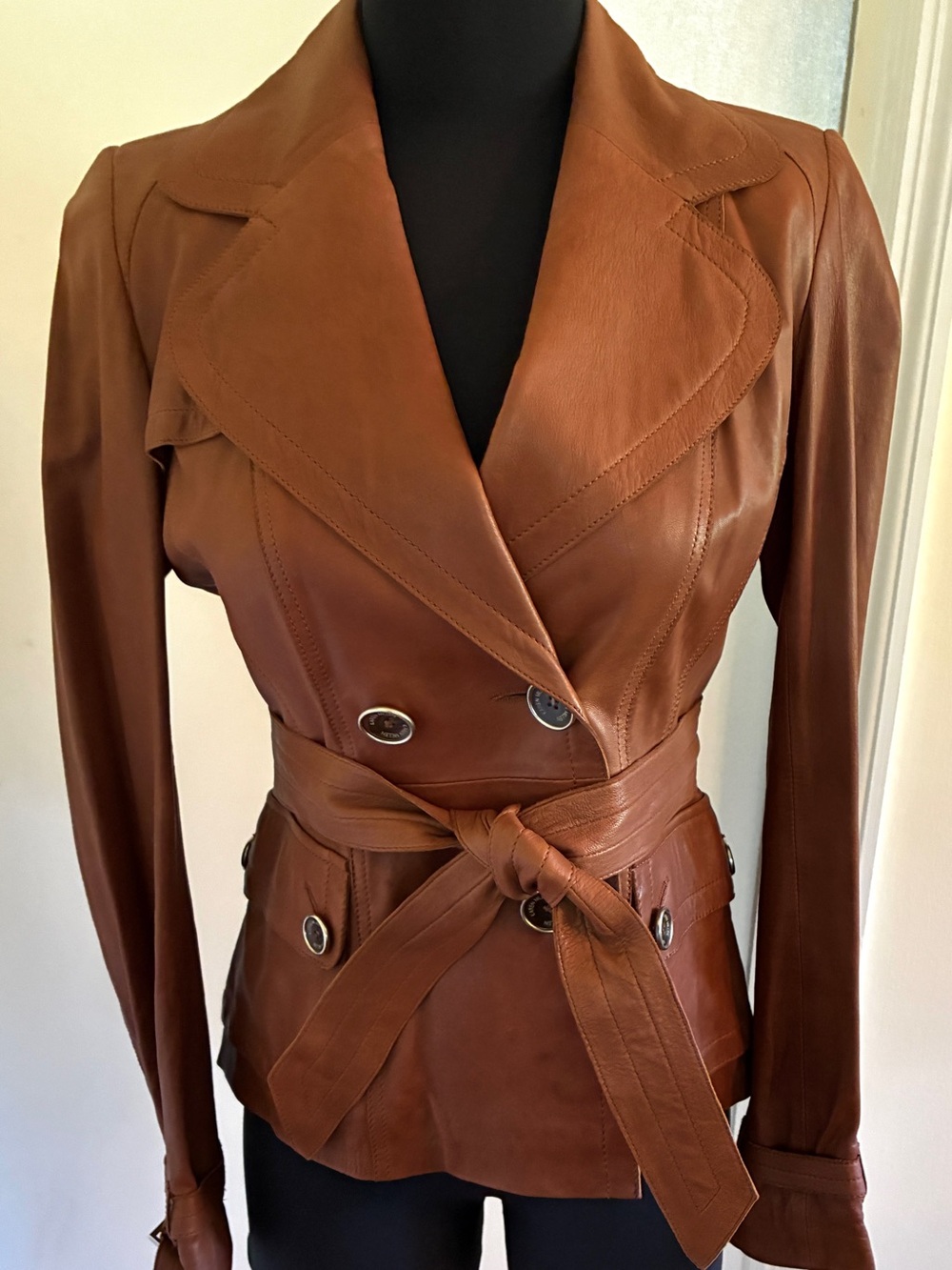 Karen Millen Women's Brown Leather Belted Jacket US size 6.